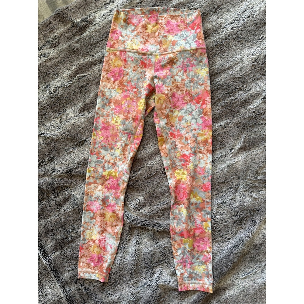 LULULEMON Align High Rise 25" Size 4, Inflorescence Multi Color Floral - Picture 4 of 6